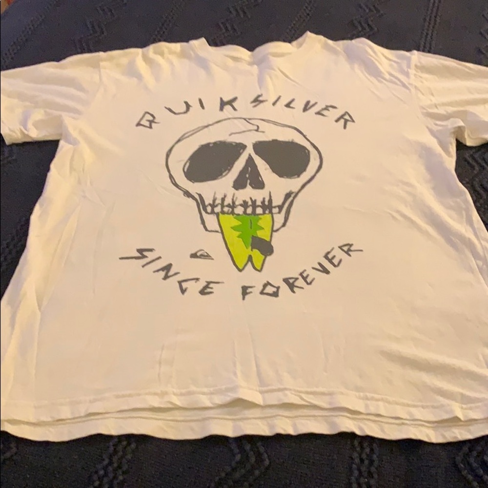 Quicksilver t-shirt 🌱
